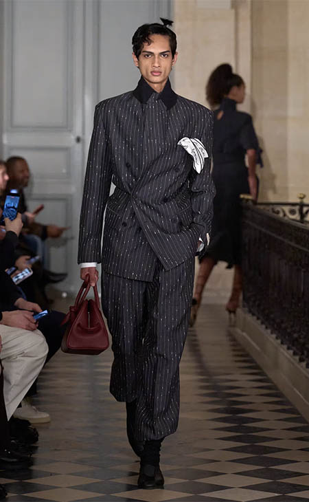 أسبوع باريس للموضة: روح المرح في مجموعة Jacquemus